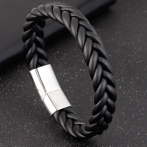 Bracelet tressé en cuir noir pour hommes avec un fermoir magnétique poli en acier