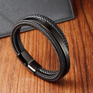 Bracciale in Pelle Intrecciata in Acciaio Inossidabile da Uomo Gioielli Geometrici Multistrato Chiusura Magnetica Lucida per Uomo Business Casual