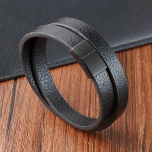 Bracelet en Cuir Véritable Tressé pour Hommes Avec Fermoir Magnétique en Acier Inoxydable Bracelet Double Tour en Cuir Bijoux Biker