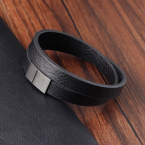 Bracelet double en cuir noir tressé avec fermoir en métal mat pour hommes
