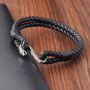 Bracelet pour homme en cuir tressé noir avec fermoir tête de serpent en acier argenté