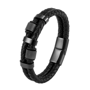 Mehrlagiges Lederarmband für Herren mit strukturiertem Edelstahl-Magnetverschluss in Schwarz