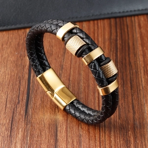 Zweilagiges schwarzes geflochtenes Lederarmband für Herren mit goldenem Magnetverschluss