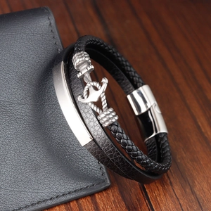 Men's multi-layer leather anchor bracelet with vintage nautical style and magnetic clasp