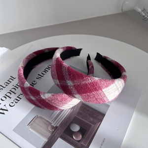 Serre-têtes rembourrés à carreaux rouges et blancs pour femmes avec style chic français