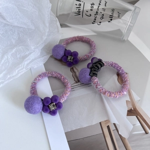 Détails de chouchous en peluche florale violette avec strass et ruban élégant