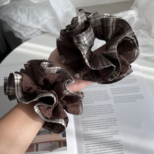 Brown plaid and embroidered oversized scrunchies set for elegant vintage hairstyles
