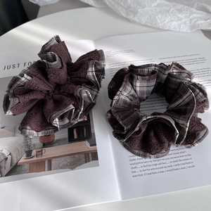 Vintage Plaid Fabric Scrunchies With Embroidery Lace Trim Pleated Hair Ties For Women Daily Hair Accessories