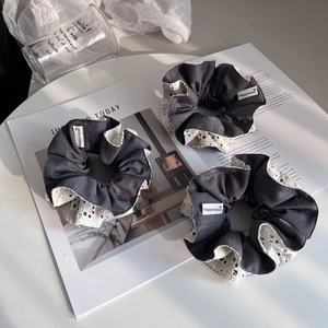 Koreanischer Ballett-Stil Denim Stoff Spitze Patchwork Großer Haargummi Eleganter Grau Weiß Kontrast Dekorativer Scrunchie