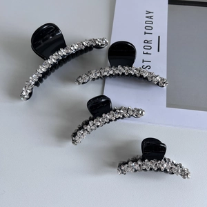 Lussuosa Pinza per Capelli Nera con Strass Cechi Minimalista Elegante Accessori per Capelli Donna Strumento di Styling