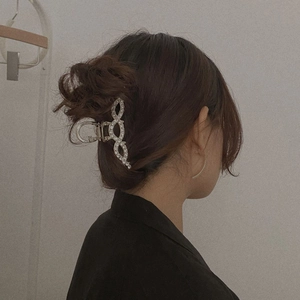 Elegante Franse Metalen Haarklem Legering Strass Kunstparel Twist Grote Haarspeld Achterkant Knot Shark Clip Voor Vrouwen Sieraden