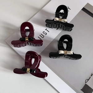 Women Minimalist Bowknot Hair Claw Clip With Metal Buckle Elegant Plastic Resin Handmade Hair Styling Accessories For Daily Use