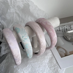 New Chinese Style Embroidered Satin Headband Vintage Floral Padded Hair Band High Cranial Top Handmade Hair Accessories