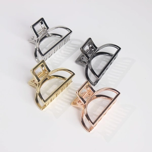 Pince à Cheveux en Métal pour Femme Petite en Alliage Géométrique Ajourée Barrette Simple Vintage Accessoire de Fixation Elégant