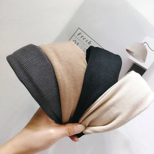 Women Wide Knitted Ribbed Headband Thick Padded Sponge Hair Band Simple Solid Color Hair Accessories For Daily Wear