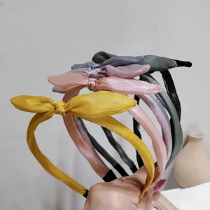 Lot de cinq bandeaux oreilles de lapin en satin élégants en jaune, rose, violet et vert
