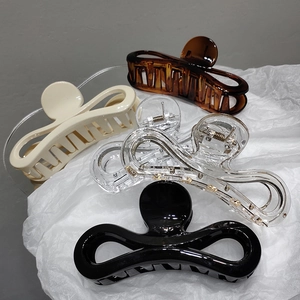 Pince à Cheveux Élégante Grand Nœud pour Femmes Style Coréen en Plastique Antidérapante Pince Crabe Accessoire de Coiffure