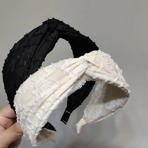 Women Wide Brimmed Knot Headband Retro Korean Style Textured Fabric Hair Band For Daily Dating Gentle Headpiece