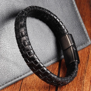 Men's double-layered braided black leather bracelet with matte black magnetic buckle
