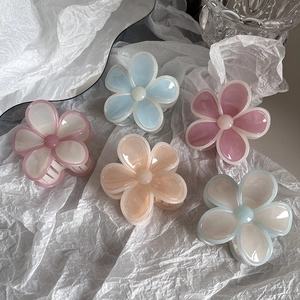 Summer Sweet Jelly Color Flower Hair Claw Clip Minimalist Five-Petal Floral Hair Catch Barrette Accessory For Women