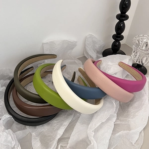 Gepolsterte breite Haarreifen in Macaron-Farben aus hochwertigem PU-Leder für Damen
