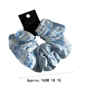 Blaues Satin-Haargummi mit Blumen-Spitze, 16 cm Durchmesser und hoher Elastizität