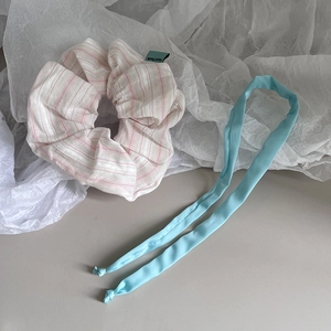 Chouchou rayé rose de style français et ensemble de rubans bleu ciel avec étiquette