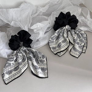 French Style Paisley Print Scrunchie With Satin Ribbon Bowknot Hair Tie For Women Vintage Elegant Hair Accessories Headwear