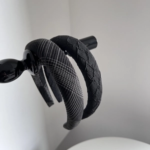 Lot de serre-têtes noirs avec motifs géométriques et finitions en tissu premium