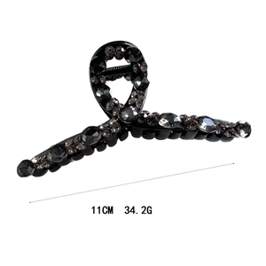 Pinza per capelli nera da 11cm con strass grigi irregolari e design di lusso