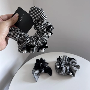 Lot de chouchous à carreaux noir et blanc style français avec rubans et perles
