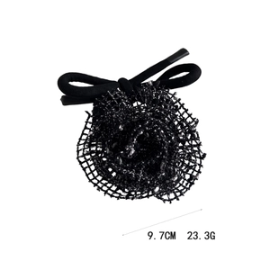 Chouchou fleur noir élégant fait main avec nœud en tweed pour accessoire cheveux