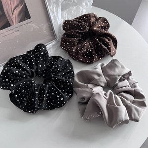 Chouchou en Satin Large Avec Strass Élégant Attache Cheveux Surdimensionné pour Femme Accessoires de Cheveux en Tissu
