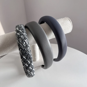 Serre-tête pour Femme Couronne Haute Épaissi Bord Large Gris Tissu Cuir PU Mode Élégant Couleur Unie Accessoire Cheveux