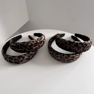 Set of 4 leopard print suede sponge headbands with thick wide design for women