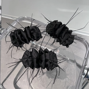 Black Satin Feather Hair Claw Clip Elegant Ruffle Banana Clip Vintage Hair Accessories For Women Party Daily Headwear