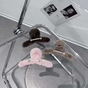 Pince à Cheveux en Fausse Fourrure de Lapin pour Femmes Grande Pince Crabe en Peluche avec Künstliche Perle et Strass Accessoire Élégant