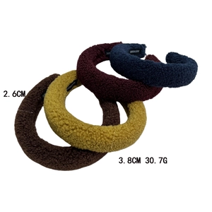Winter plush headband set in four colors with high top design for a stylish look