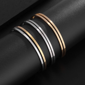 Minimalistische doppellagige hohle Armreifen aus Edelstahl in Gold, Silber und Roségold