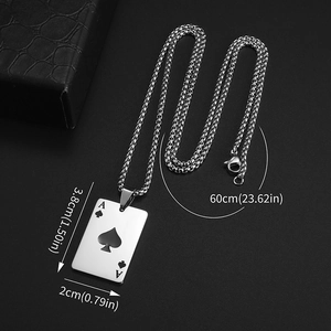 Collier avec pendentif carte As de Pique en acier inoxydable au style mode urbaine