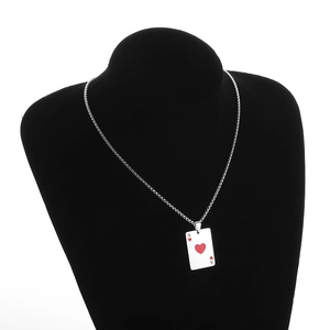 Collier minimaliste en acier inoxydable avec pendentif carte de poker As de Cœur pour femme