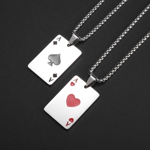 Détails de pendentifs as de pique et de cœur en acier inoxydable sur chaînes box