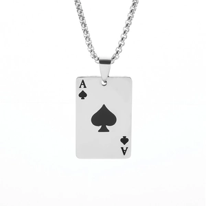 Collier avec pendentif carte de poker As de Pique en acier inoxydable argenté style urbain