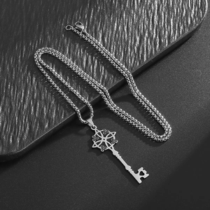 Collier avec pendentif clé nœud de sorcière en acier inoxydable argenté pour femmes