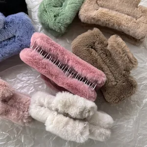 Pinces à cheveux carrées en peluche de 11,5 cm aux diverses couleurs d'hiver