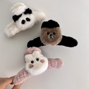 Détails des pinces à cheveux panda, ours et mouton en peluche avec texture douce