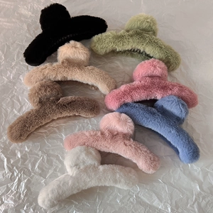 Grande Pince à Cheveux en Peluche Douce Fausse Fourrure Pince Requin Élégants Accessoires de Cheveux Automne Hiver pour Femme