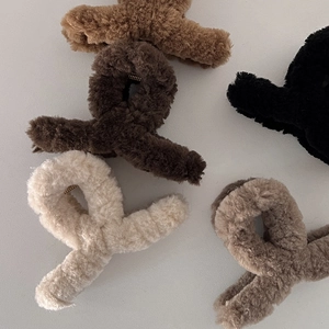 Pince à Cheveux en Peluche Style Français Grande Pince Fausse Fourrure Hiver Douce Chaude Accessoire Coiffure Élégant pour Femmes