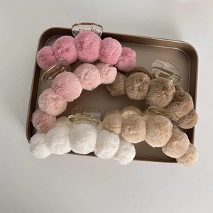 French Style Plush Ball Hair Claw Elegant Solid Color Large Shark Clip For Women Autumn Winter Hair Accessories