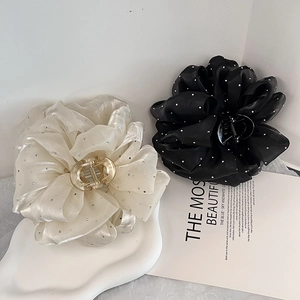 Pinces à cheveux élégantes en organza de 11 cm avec strass en crème et noir